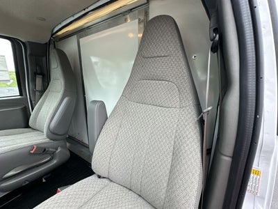 2025 GMC Savana Cutaway 3500 1WT