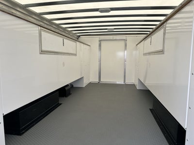 2025 GMC Savana Cutaway 3500 1WT