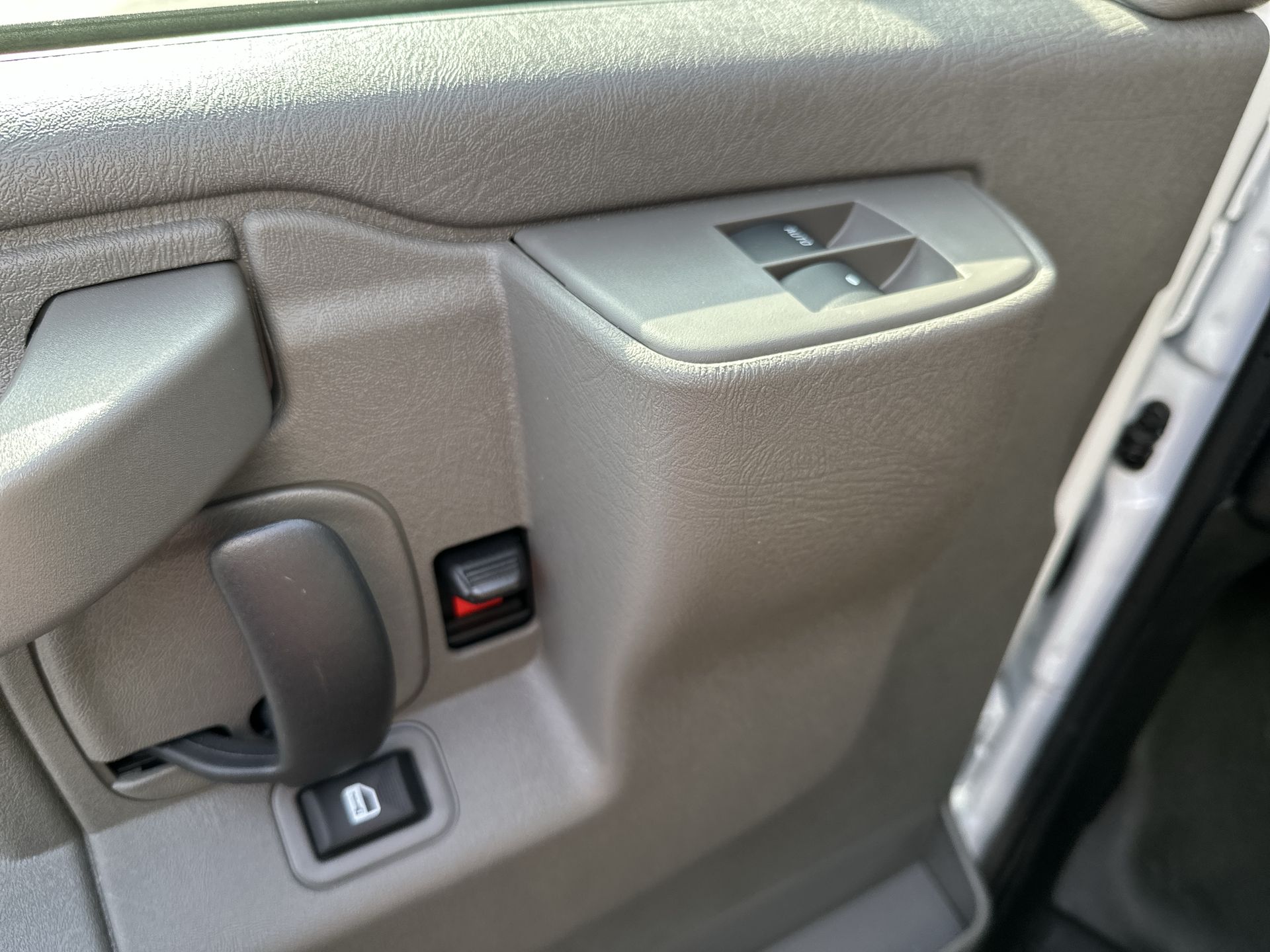 2026 GMC Savana Cutaway 3500 1WT