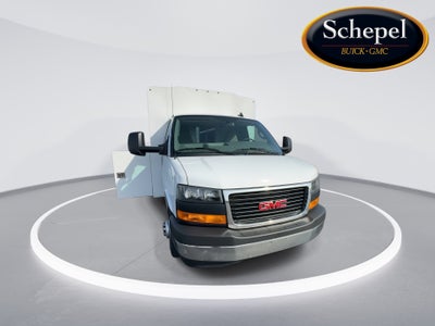 2026 GMC Savana Cutaway 3500 1WT