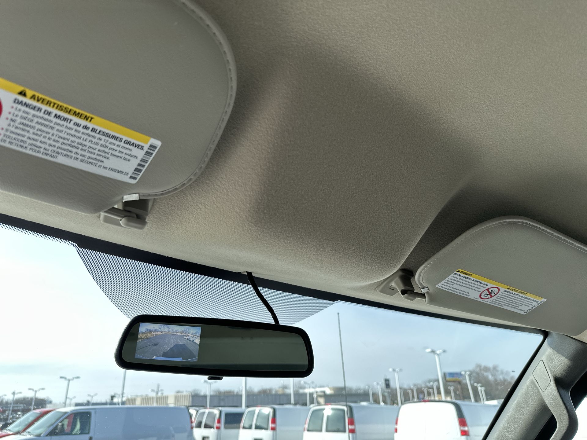 2026 GMC Savana Cutaway 3500 1WT