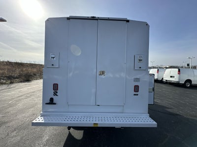 2026 GMC Savana Cutaway 3500 1WT