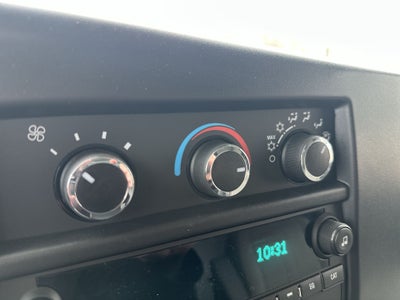 2026 GMC Savana Cutaway 3500 1WT