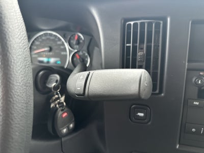 2026 GMC Savana Cutaway 3500 1WT