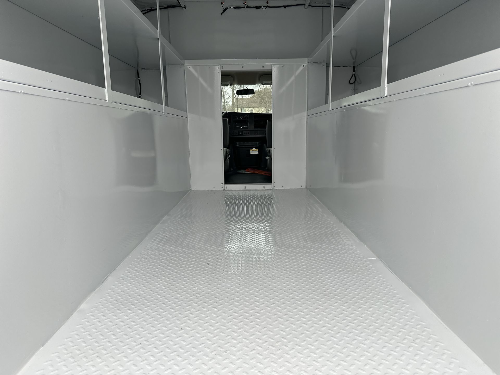 2026 GMC Savana Cutaway 3500 1WT