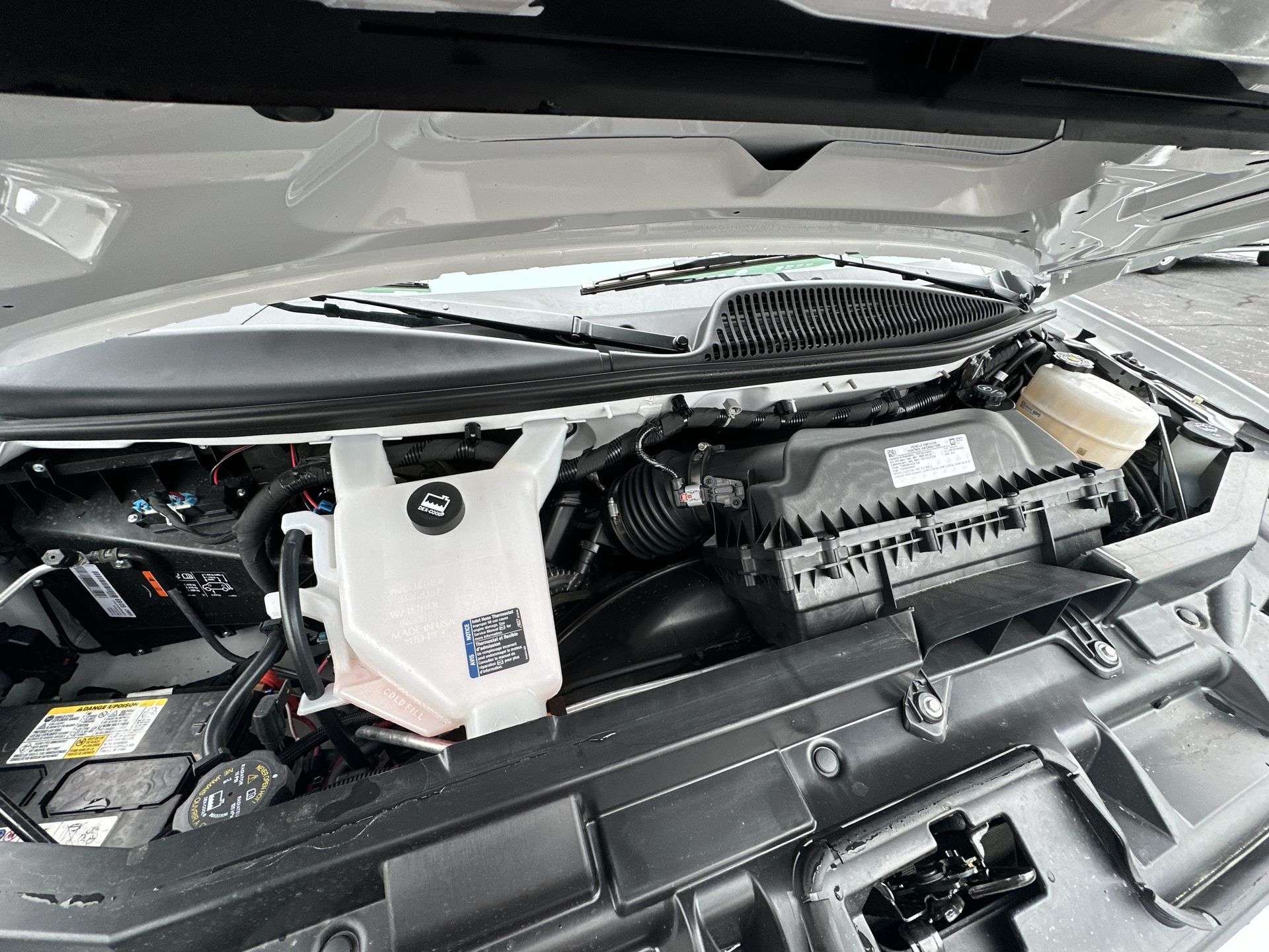 2026 GMC Savana Cutaway 3500 1WT