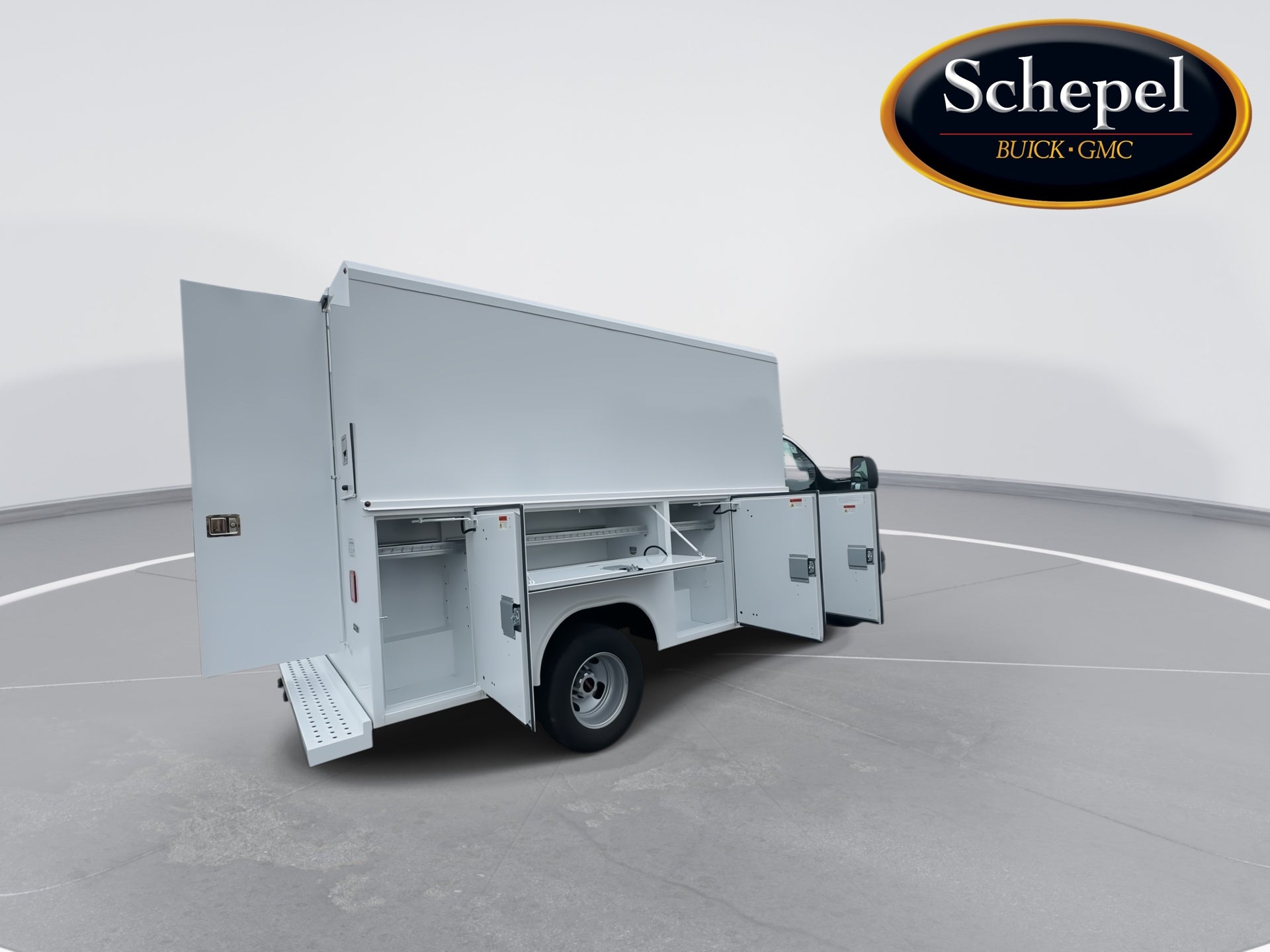 2026 GMC Savana Cutaway 3500 1WT