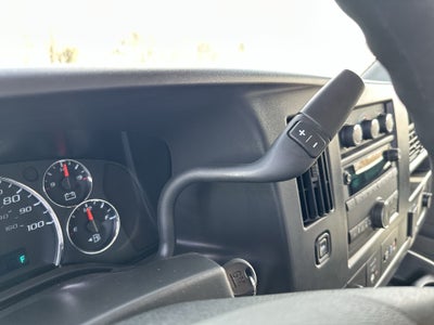 2026 GMC Savana Cutaway 3500 1WT