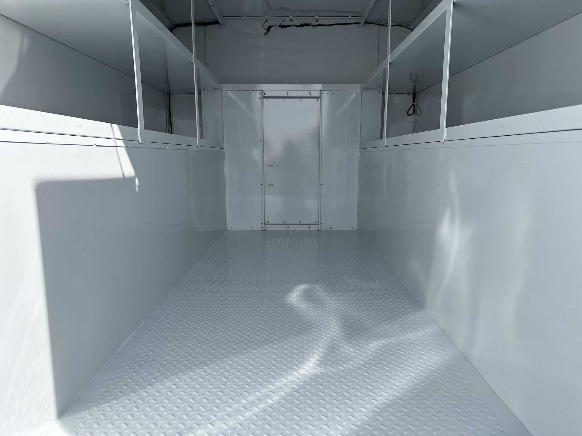 2026 GMC Savana Cutaway 3500 1WT