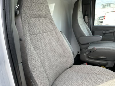 2026 GMC Savana Cutaway 3500 1WT