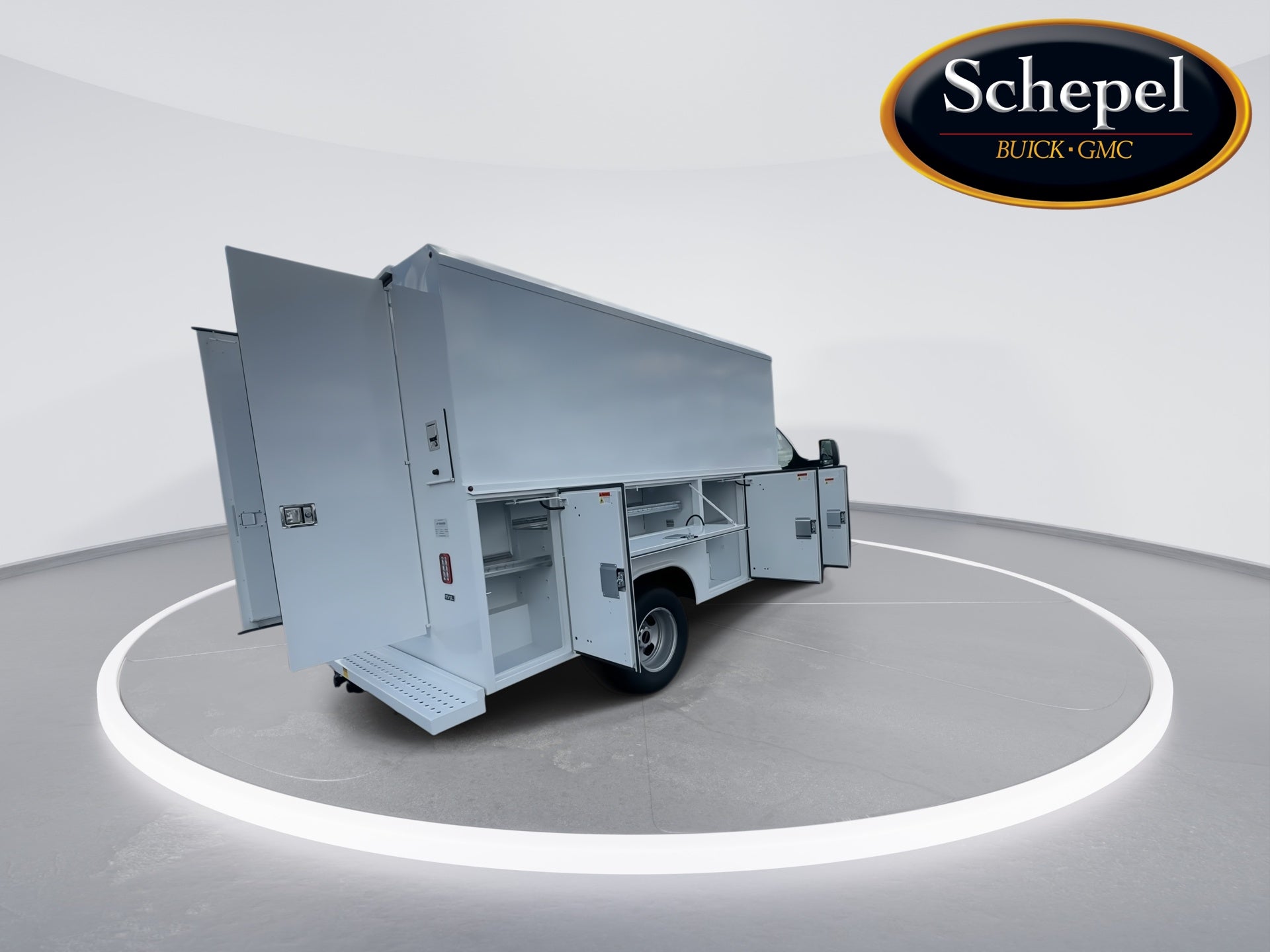 2026 GMC Savana Cutaway 3500 1WT