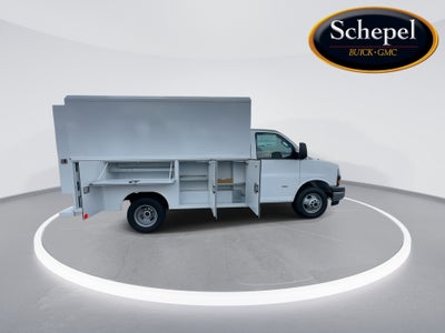 2026 GMC Savana Cutaway 3500 1WT