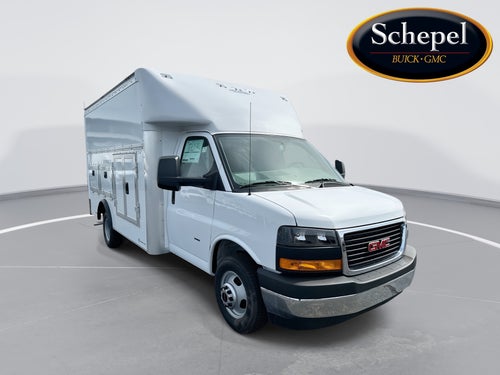 2025 GMC Savana Cutaway 3500 1WT