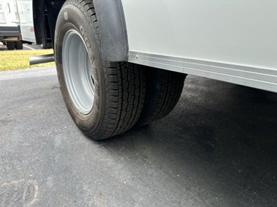 2025 GMC Savana Cutaway 3500 1WT