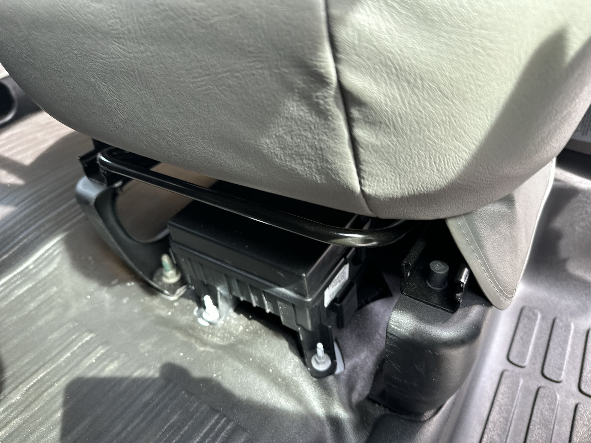 2025 GMC Savana Cutaway 3500 1WT