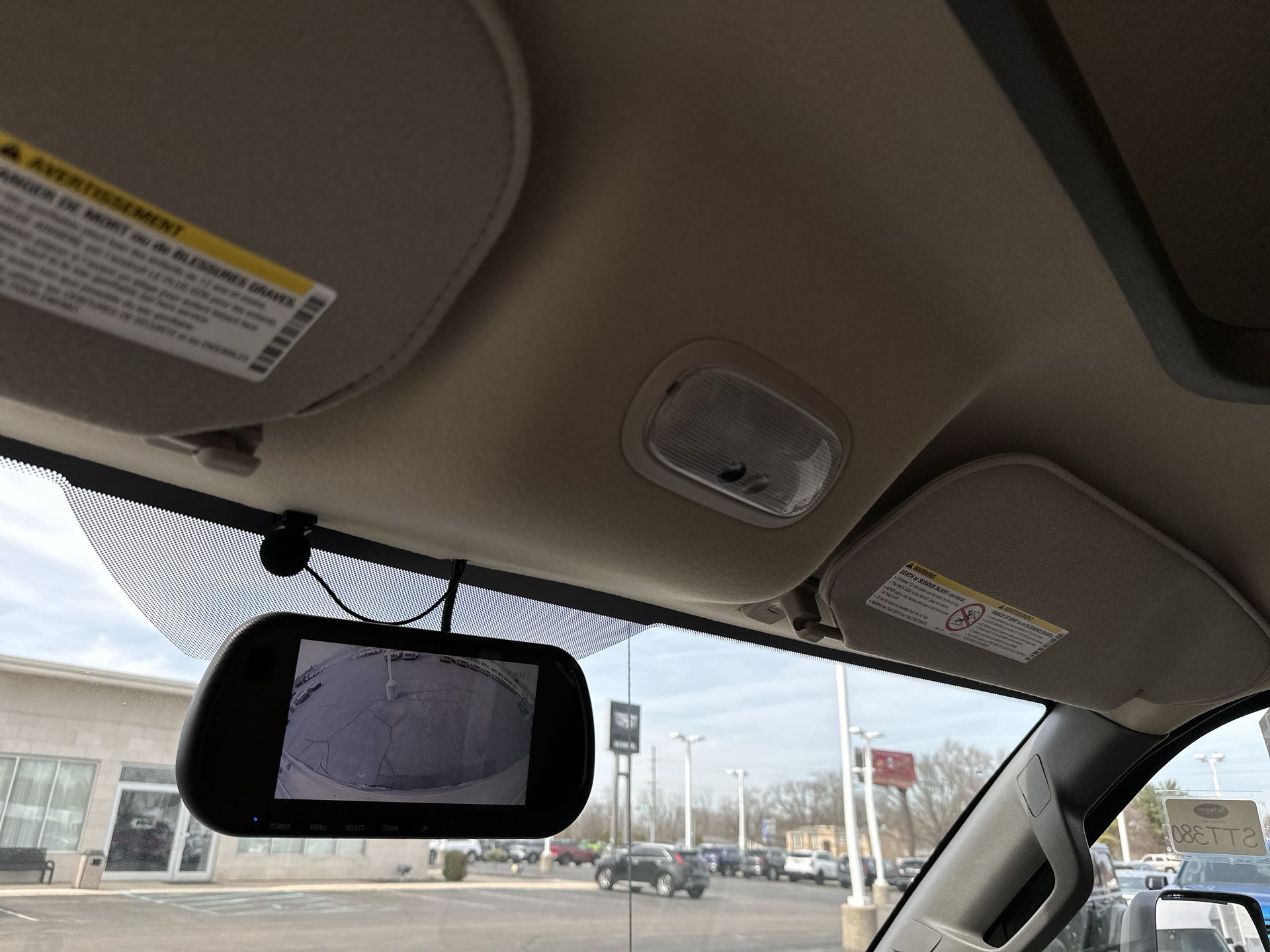 2025 GMC Savana Cutaway 3500 1WT