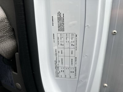 2025 GMC Savana Cutaway 3500 1WT