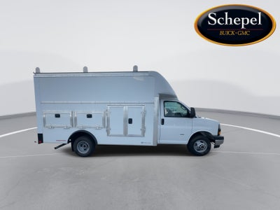 2025 GMC Savana Cutaway 3500 1WT