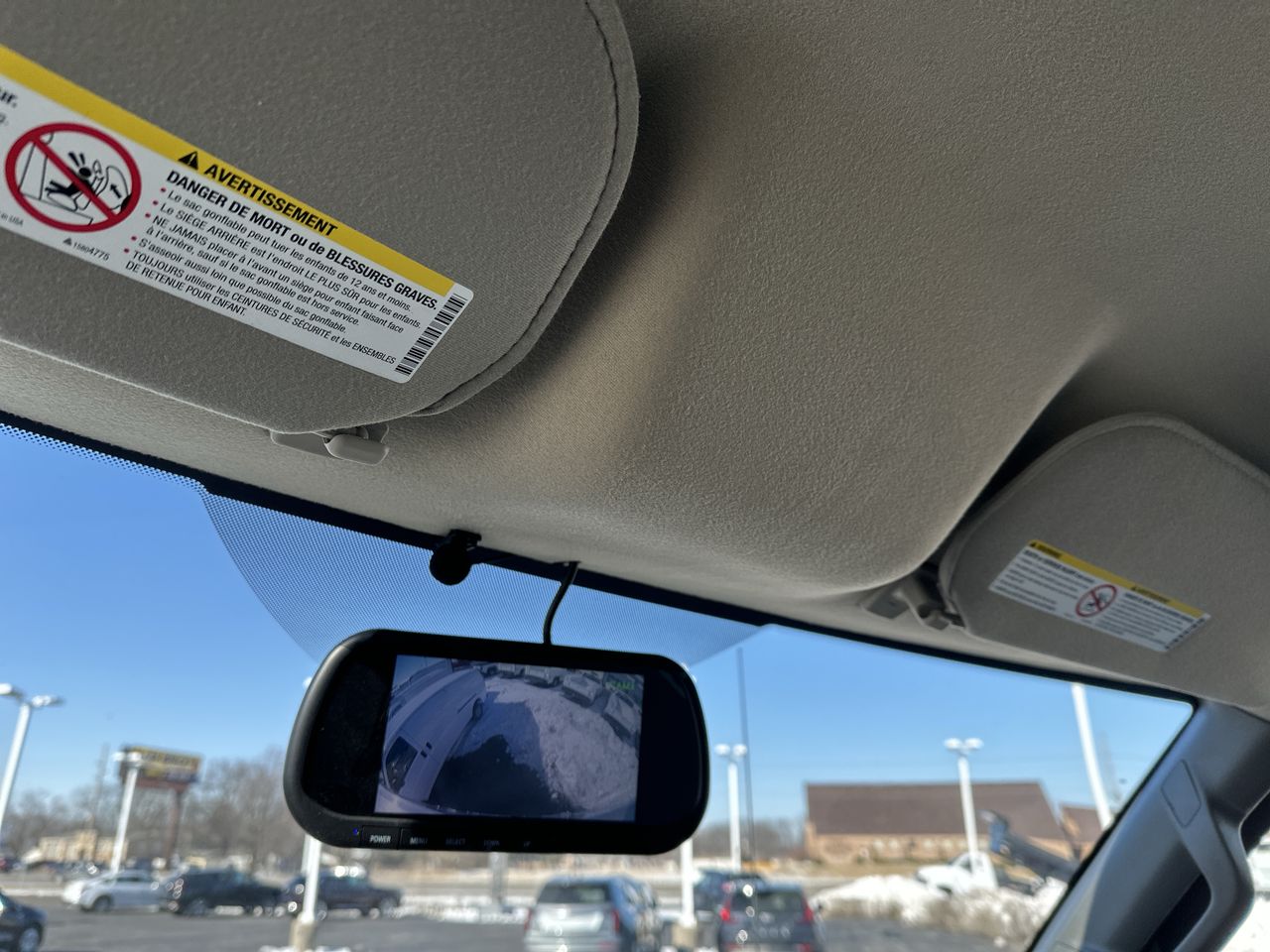 2025 GMC Savana Cutaway 3500 1WT