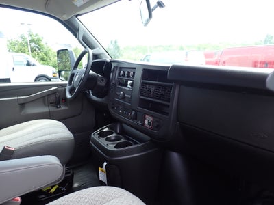 2026 GMC Savana Cutaway 3500 1WT