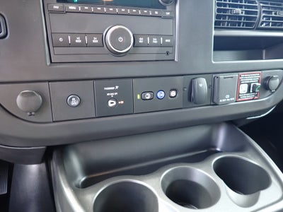 2026 GMC Savana Cutaway 3500 1WT