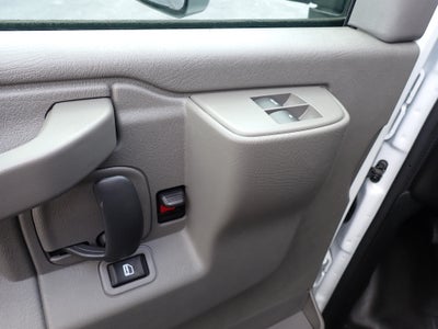 2026 GMC Savana Cutaway 3500 1WT