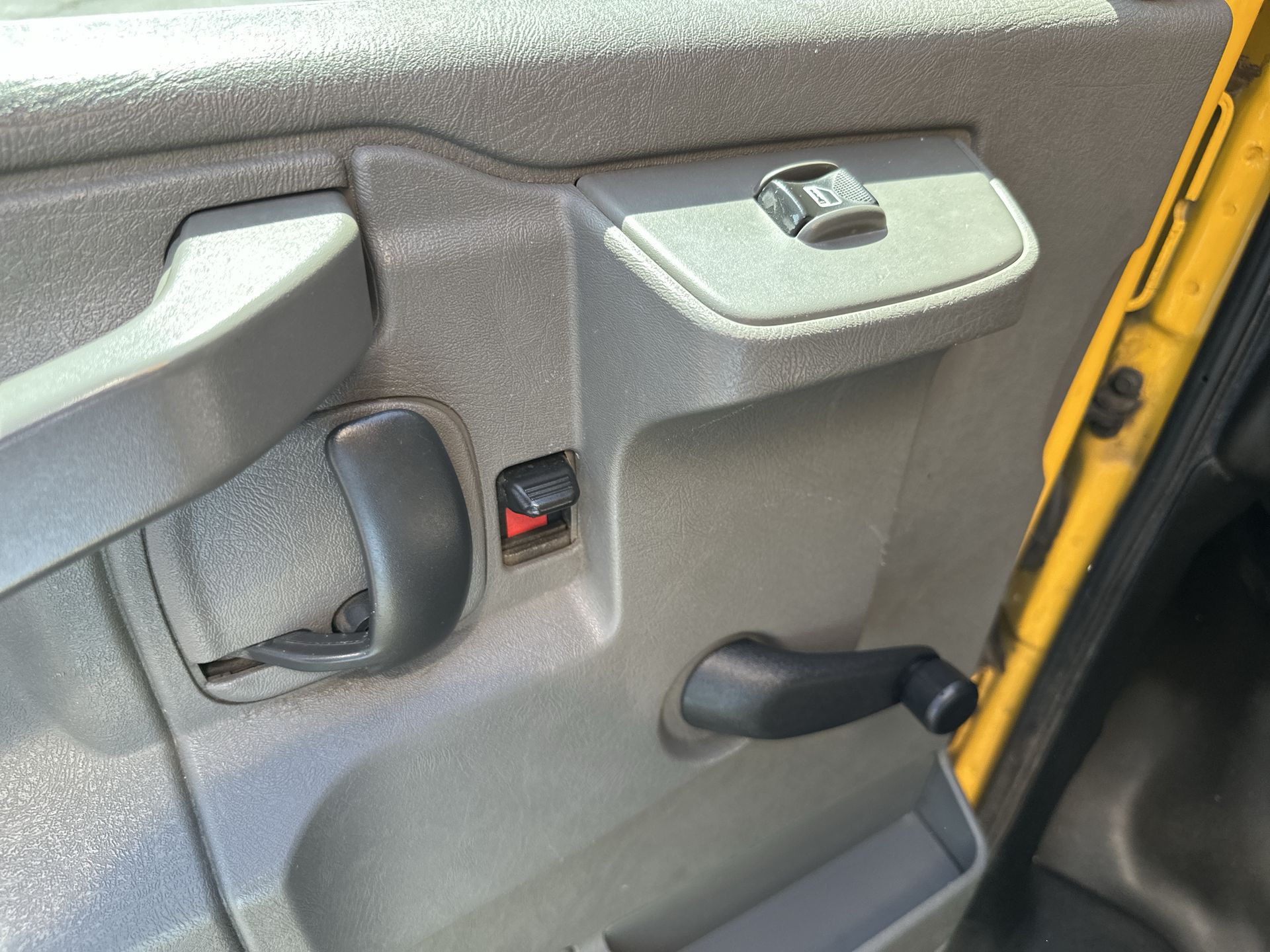 2018 GMC Savana Cutaway 3500 VAN 159"