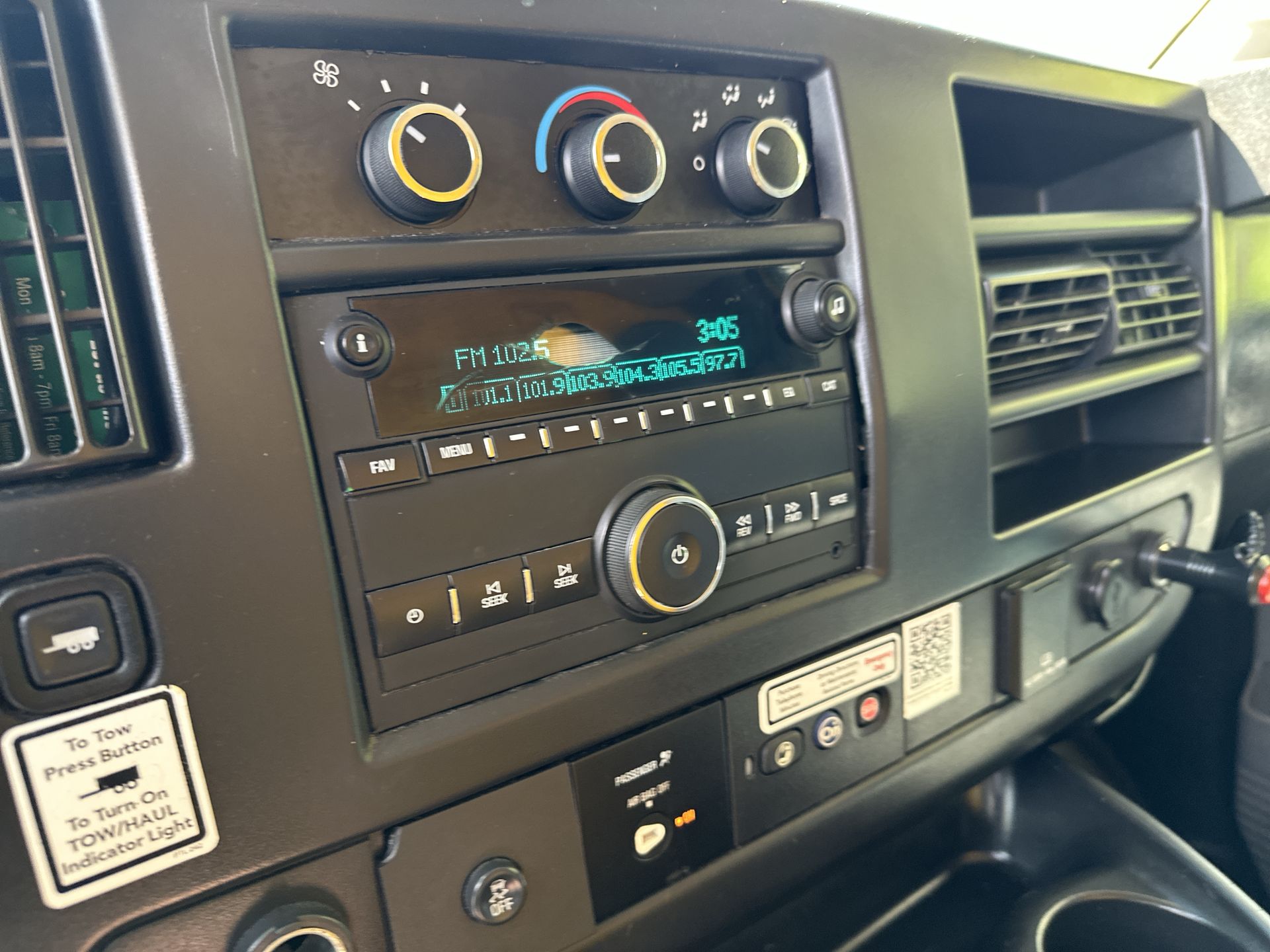 2018 GMC Savana Cutaway 3500 VAN 159"
