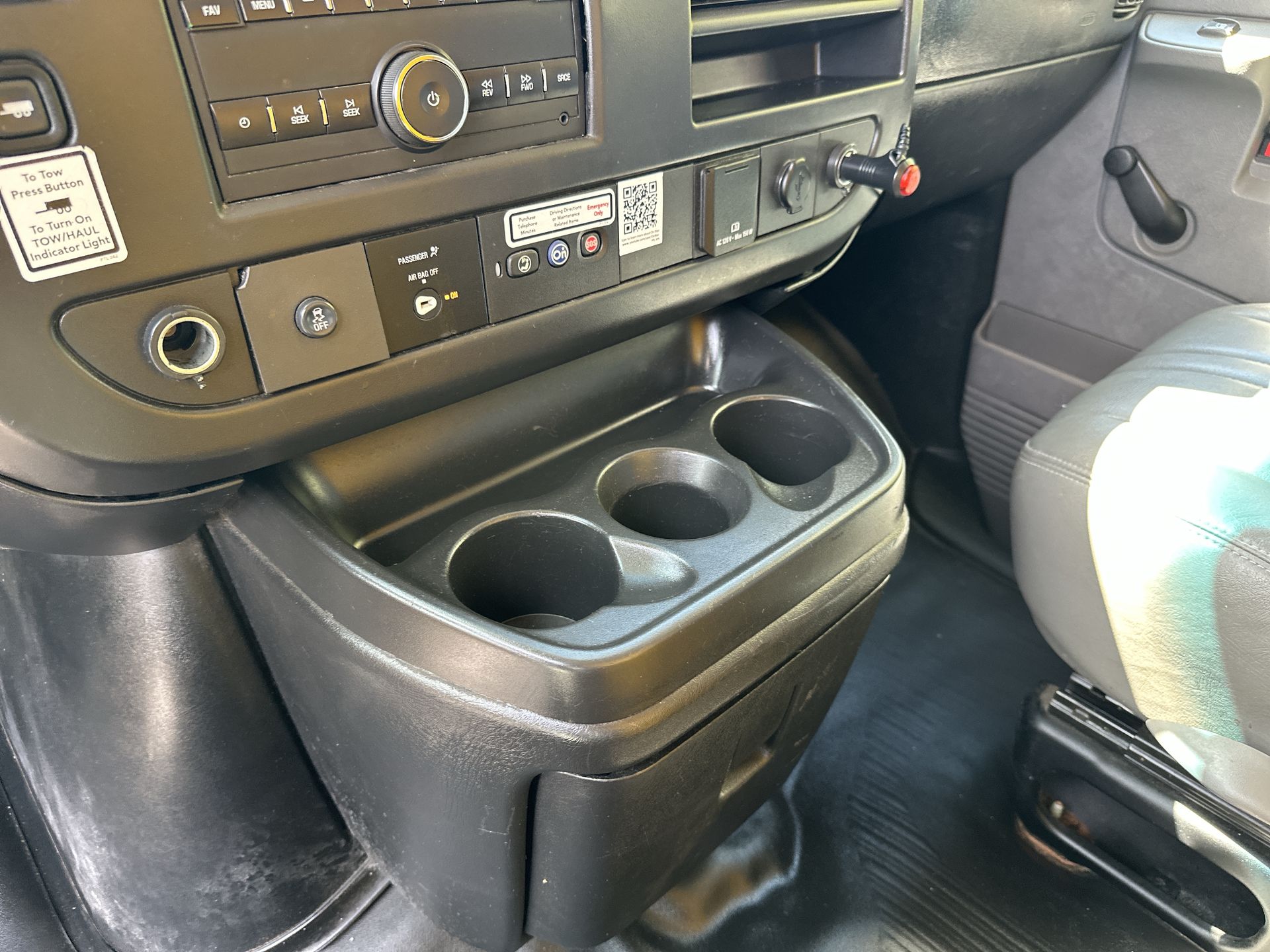 2018 GMC Savana Cutaway 3500 VAN 159"