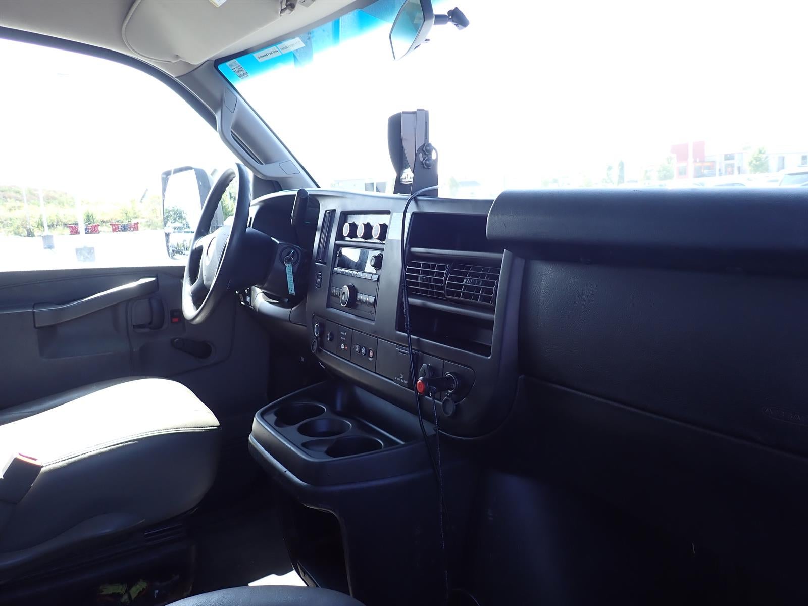 2018 GMC Savana Cutaway 3500 VAN 159"