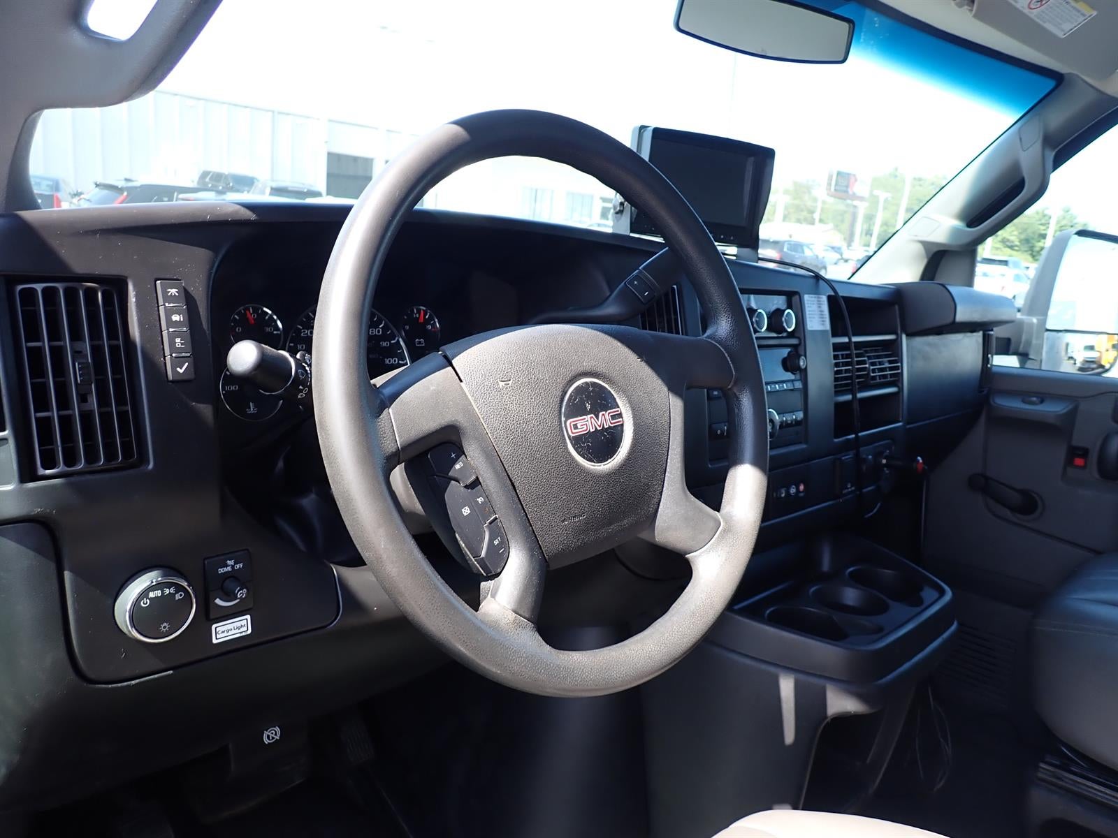 2018 GMC Savana Cutaway 3500 VAN 159"