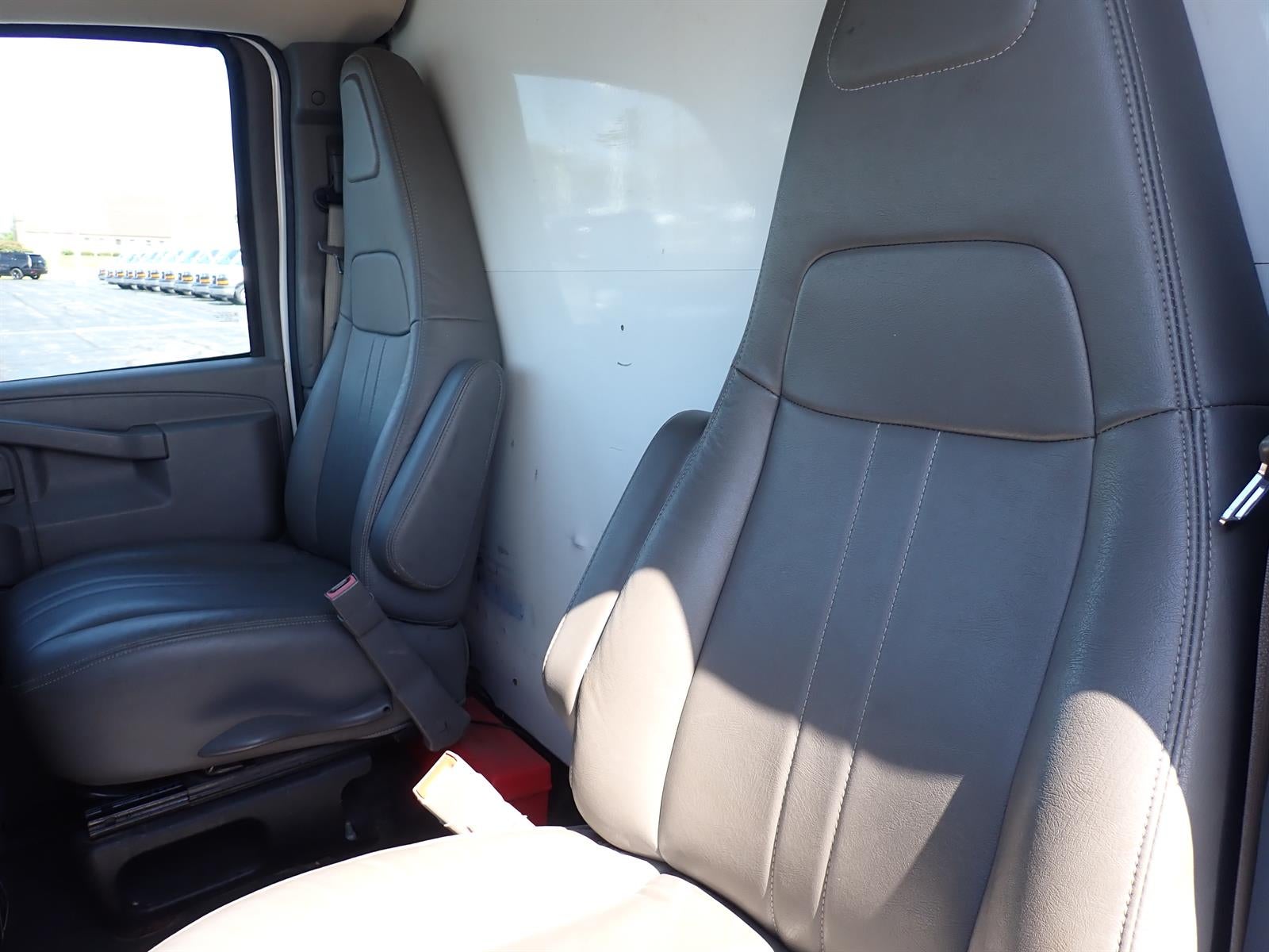 2018 GMC Savana Cutaway 3500 VAN 159"