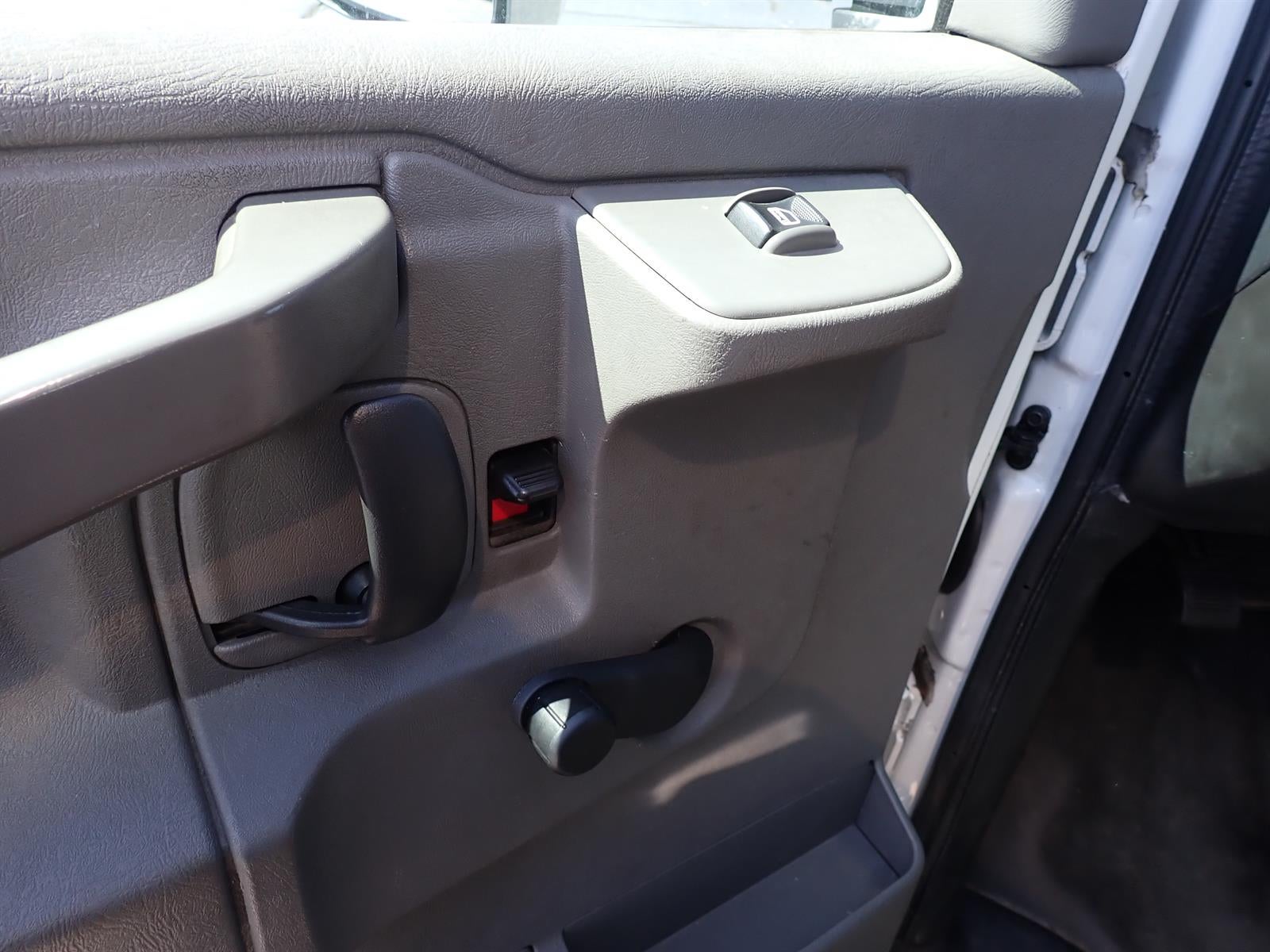 2018 GMC Savana Cutaway 3500 VAN 159"