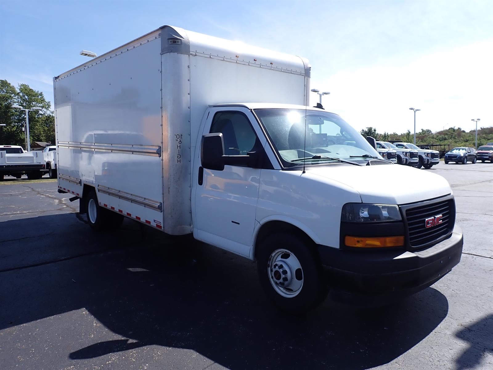 2018 GMC Savana Cutaway 3500 VAN 159"