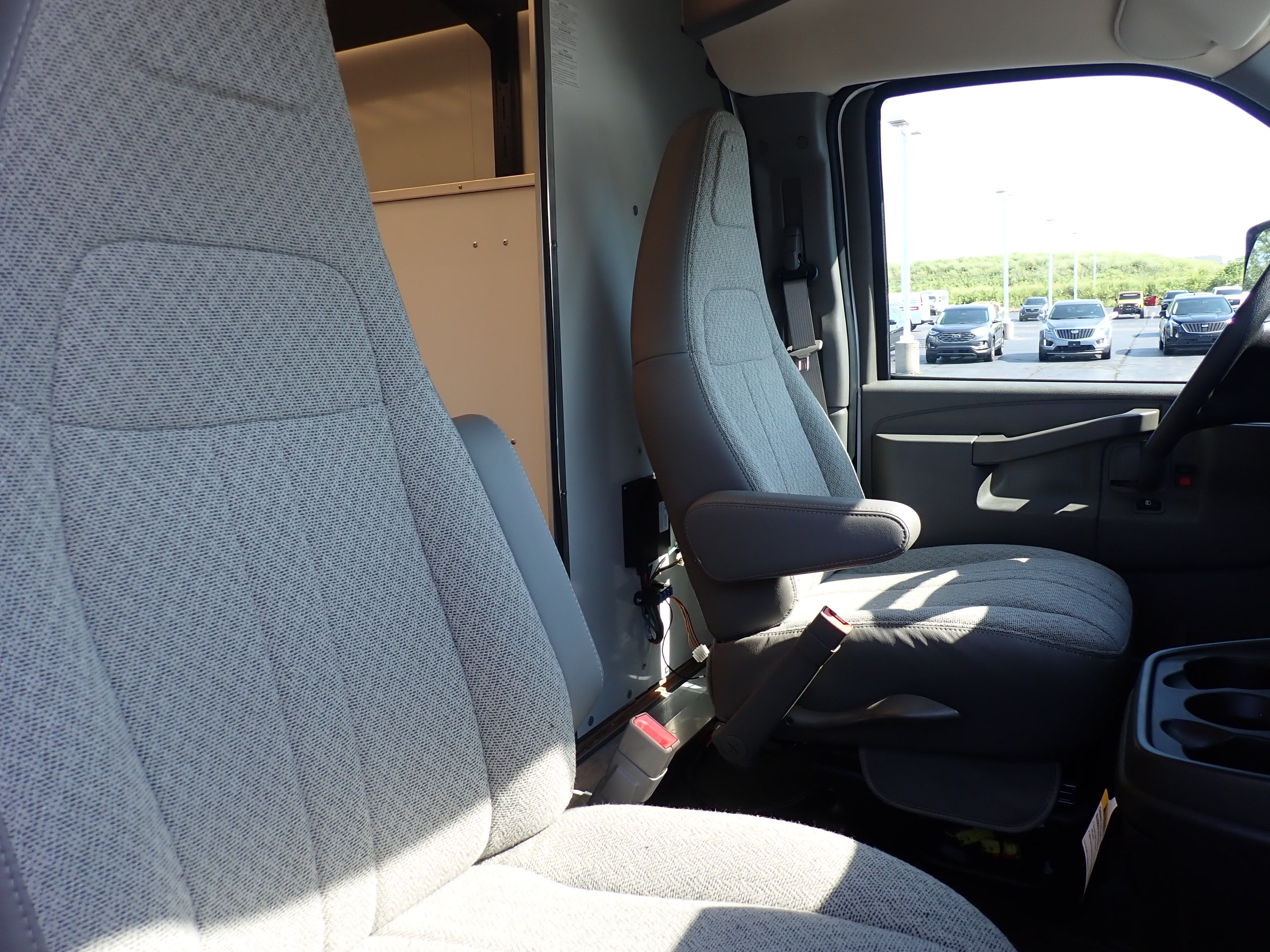 2026 GMC Savana Cutaway 4500 2WT