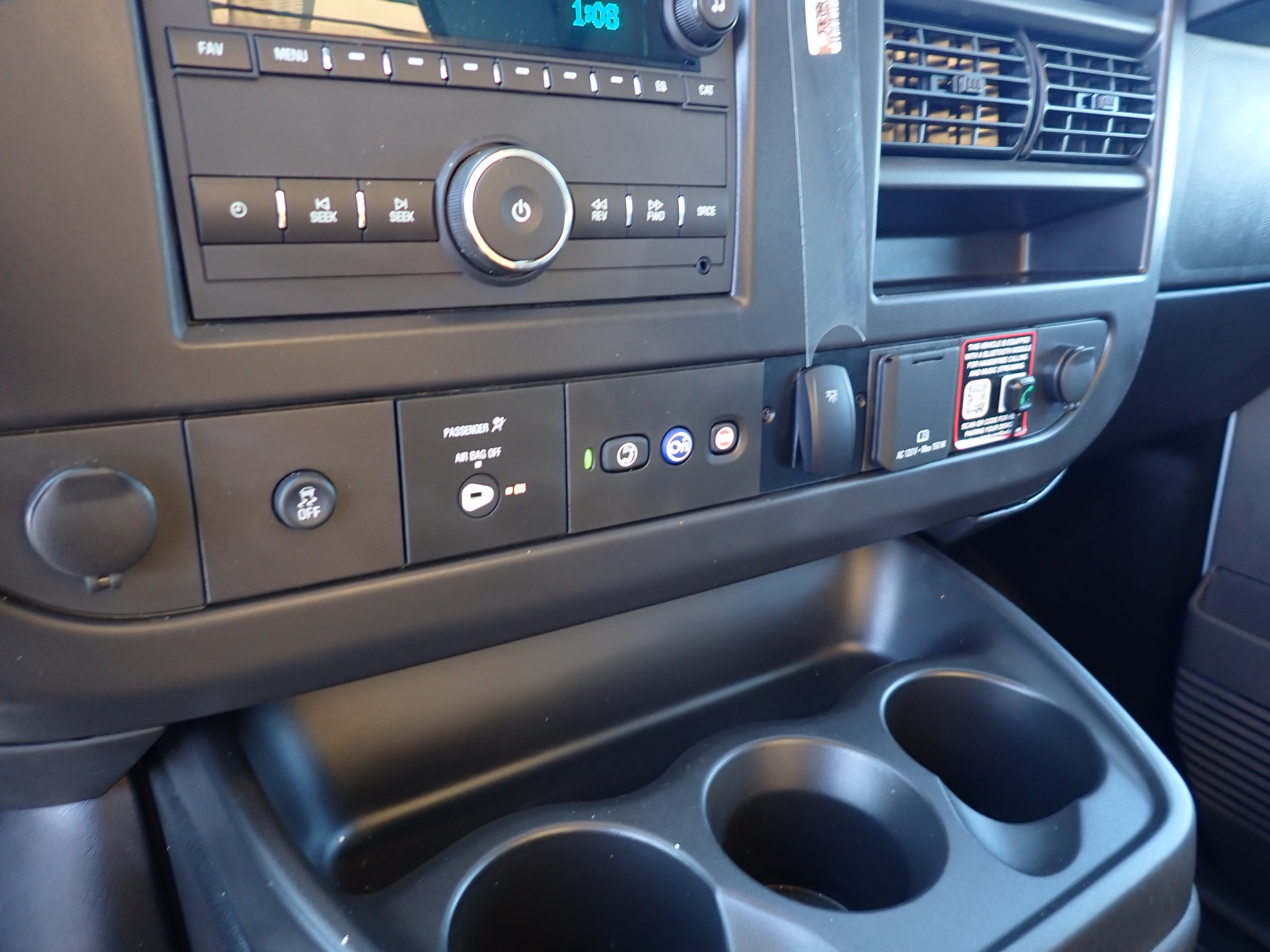 2026 GMC Savana Cutaway 4500 2WT