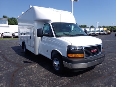 2026 GMC Savana Cutaway 4500 2WT