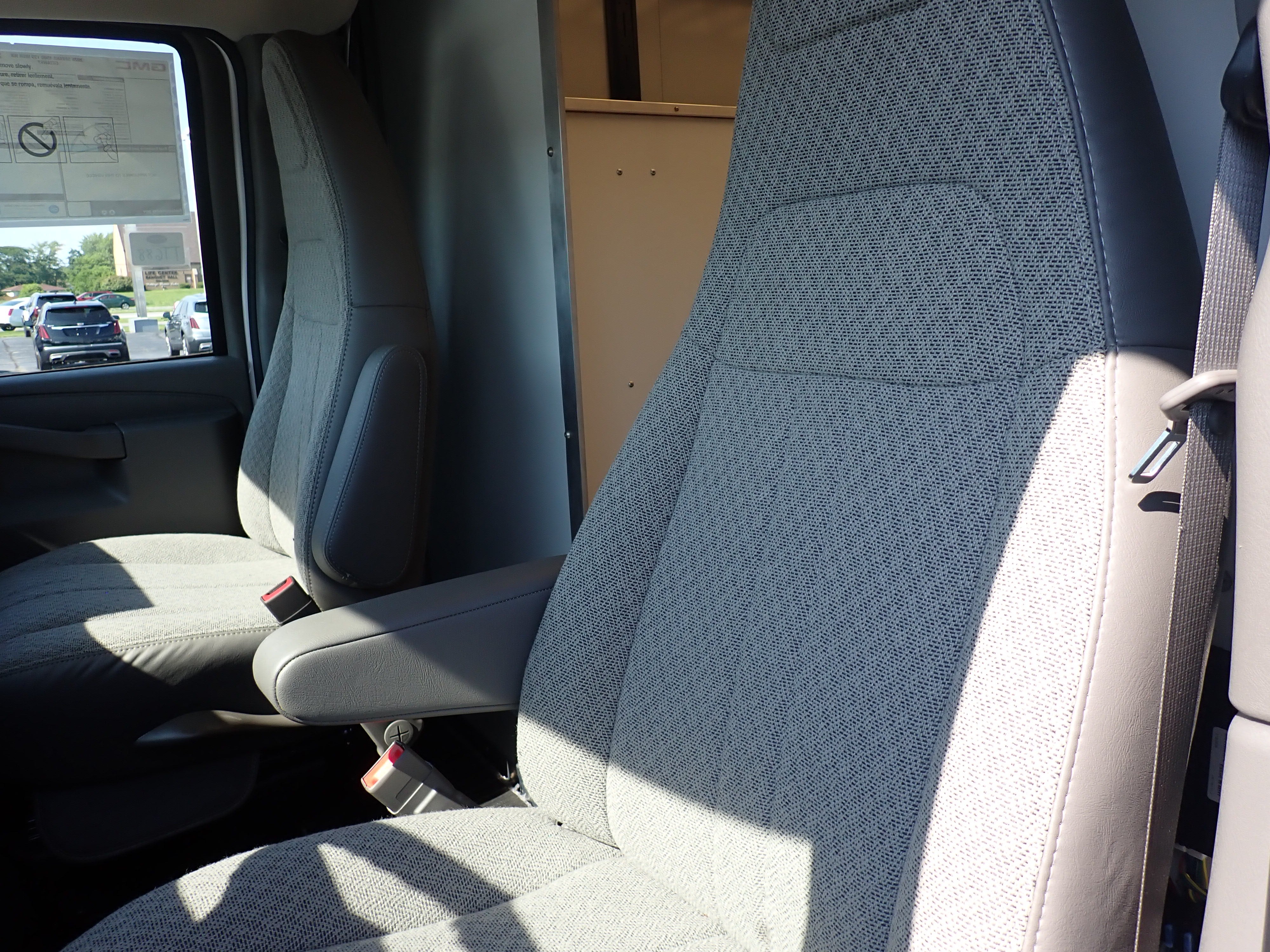 2026 GMC Savana Cutaway 4500 2WT