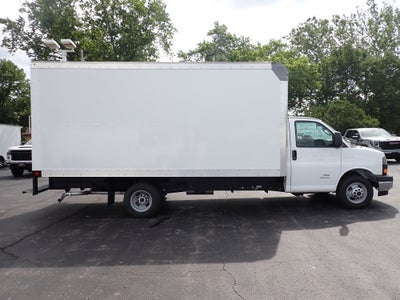 2026 GMC Savana Cutaway 4500 2WT