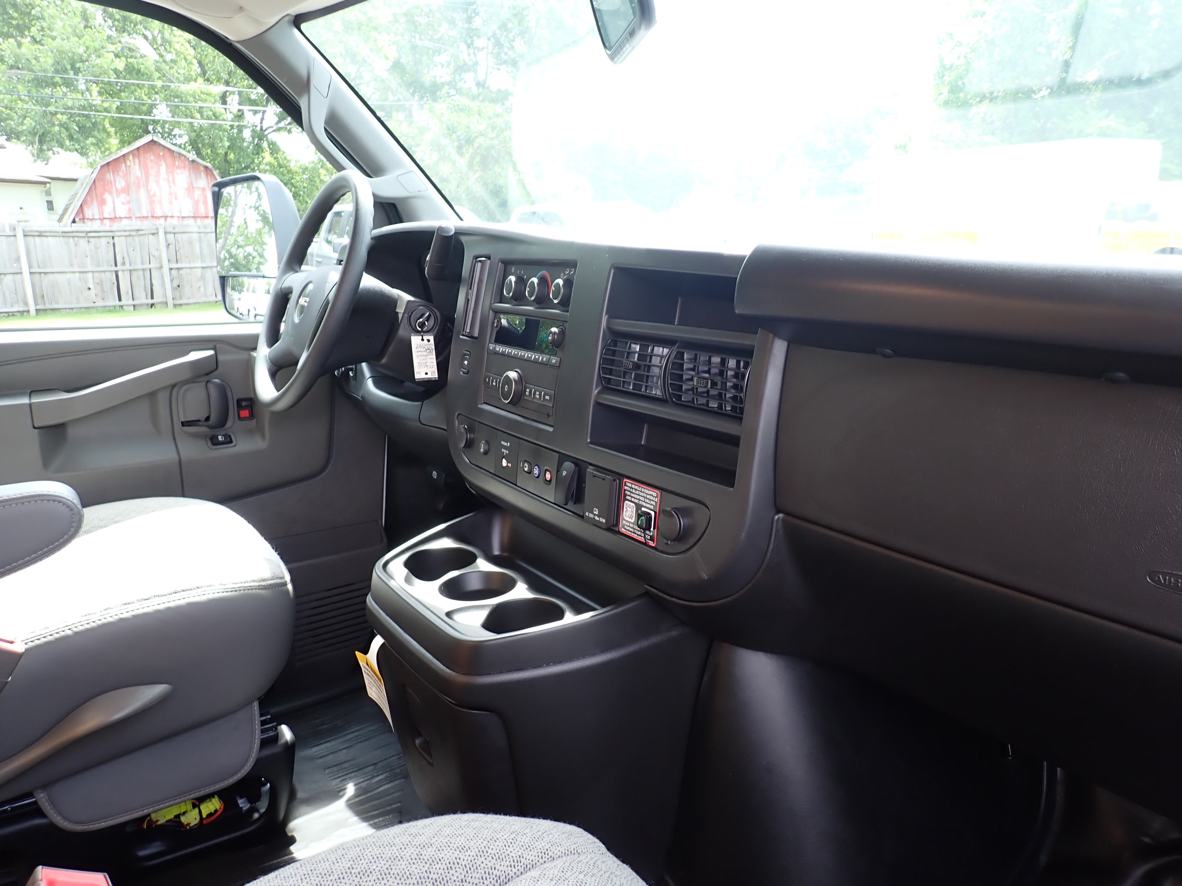 2026 GMC Savana Cutaway 4500 2WT