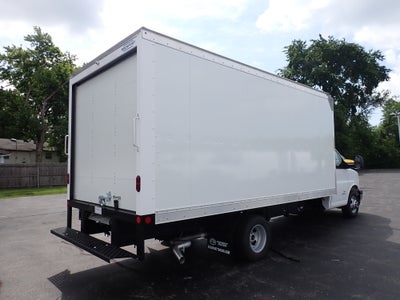 2026 GMC Savana Cutaway 4500 2WT