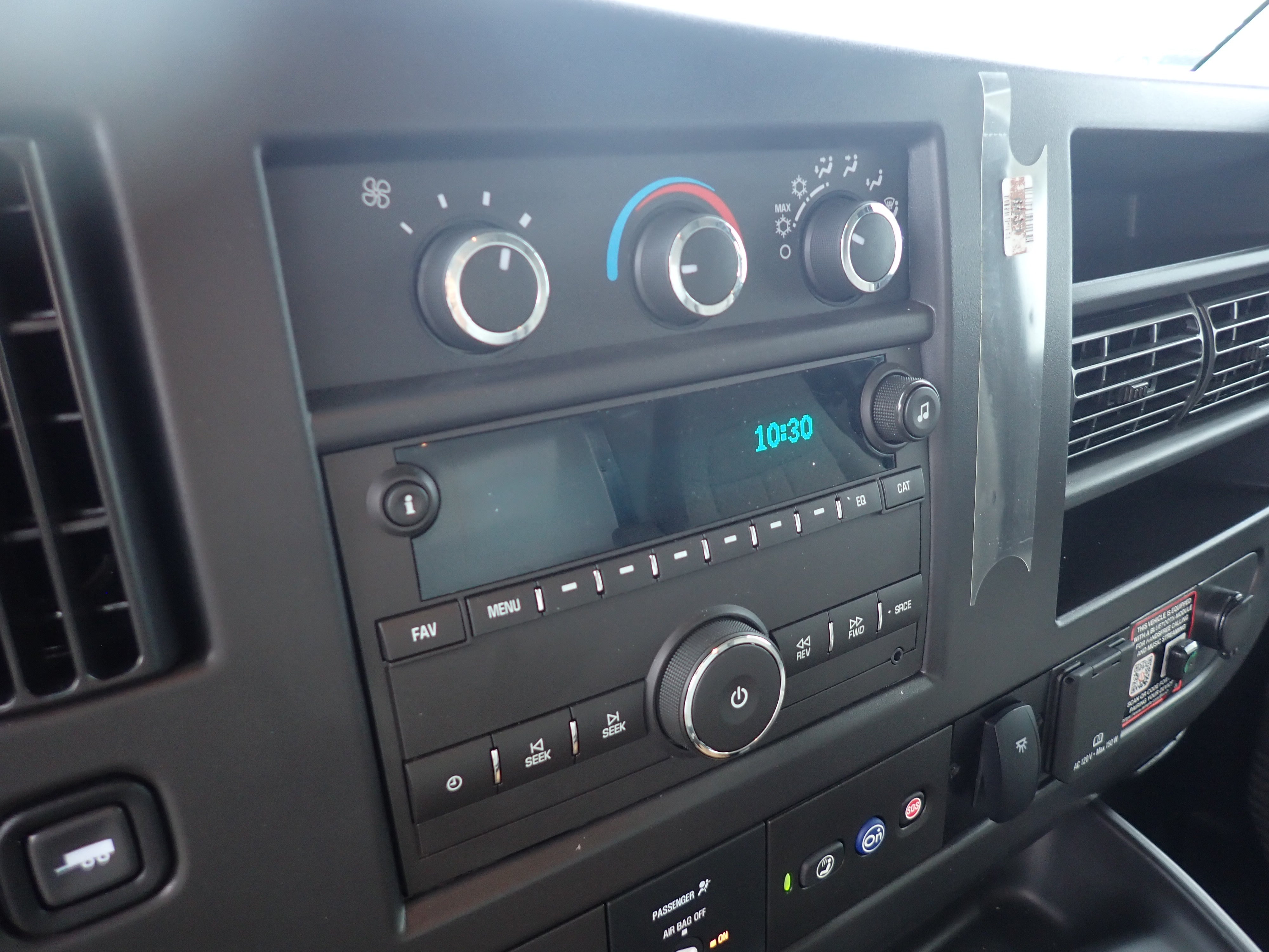 2026 GMC Savana Cutaway 4500 2WT