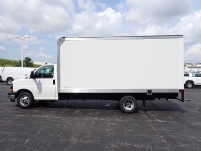 2026 GMC Savana Cutaway 4500 2WT