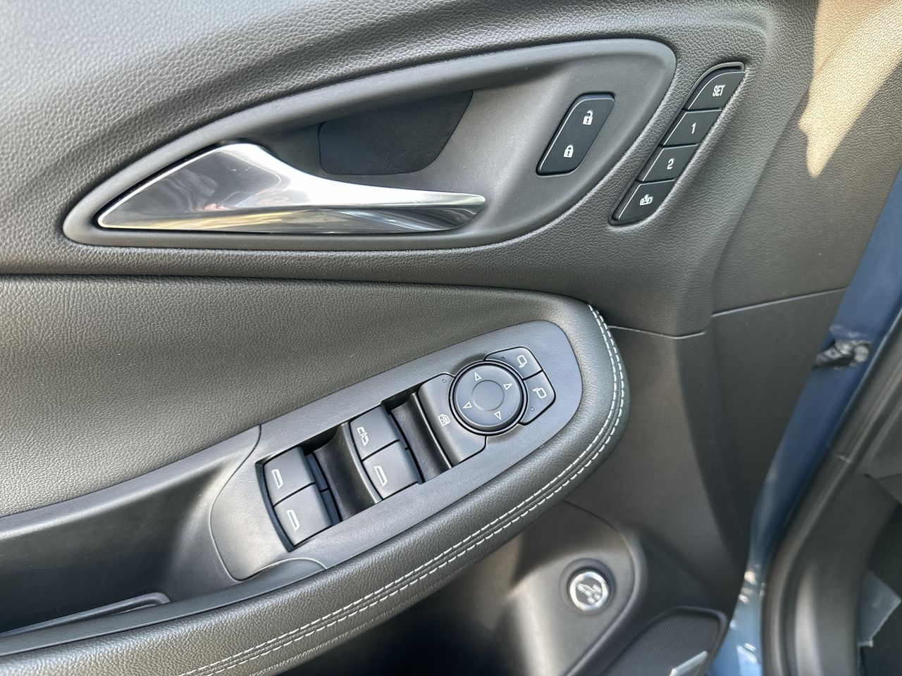 2025 Buick Encore GX Avenir