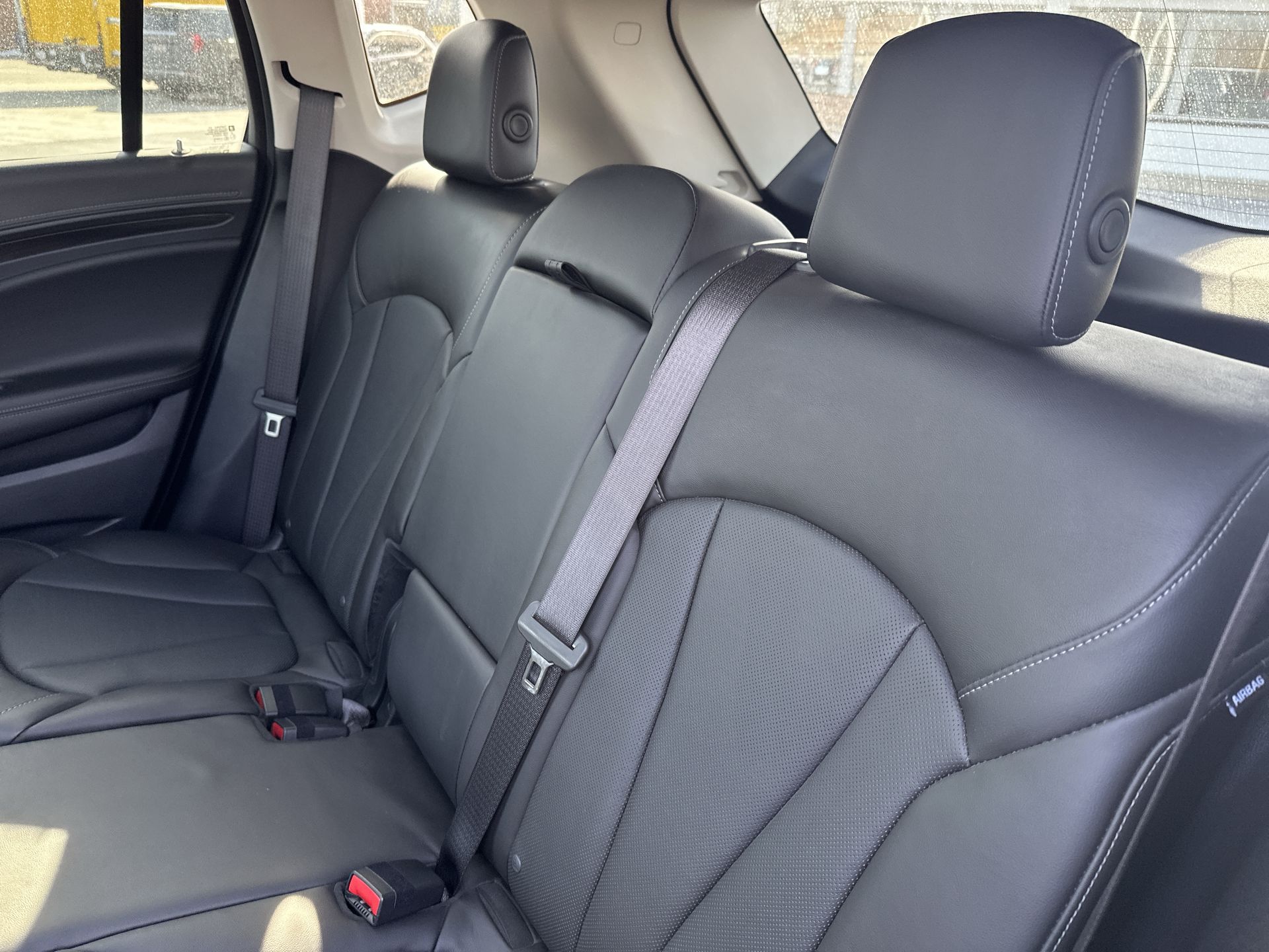 2020 Buick Envision Essence Group