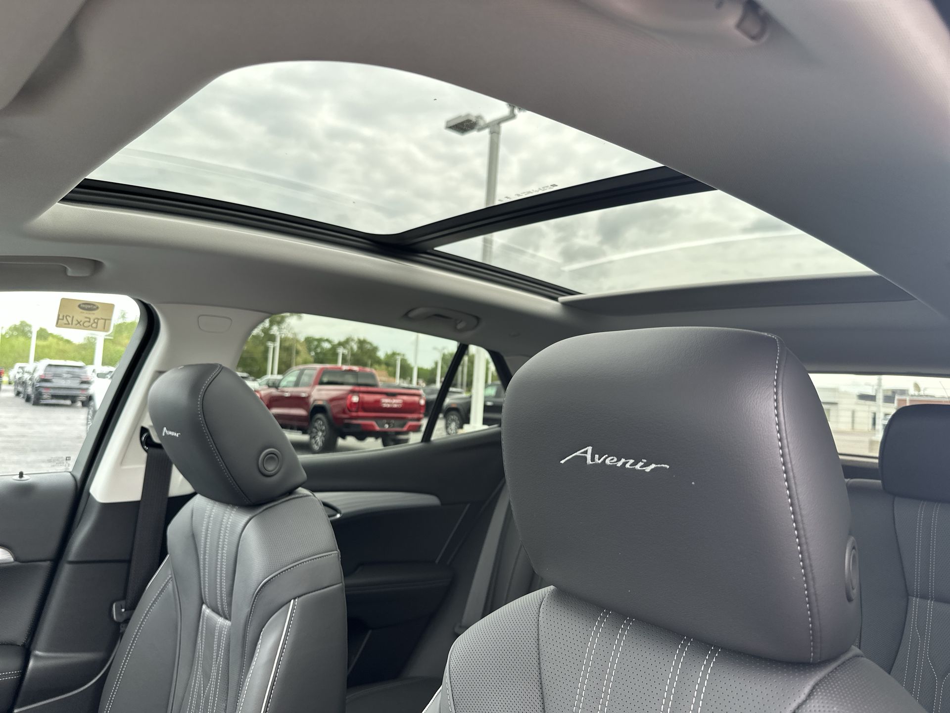 2026 Buick Envision Avenir