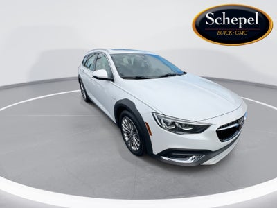 2018 Buick Regal TourX Essence