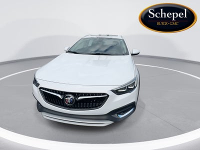 2018 Buick Regal TourX Essence