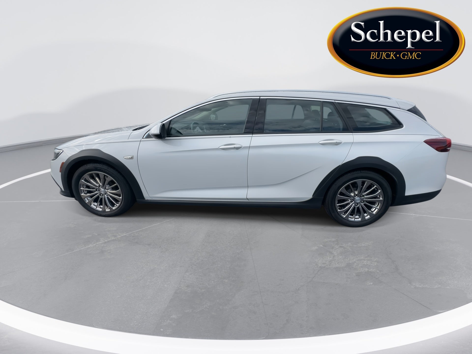 2018 Buick Regal TourX Essence