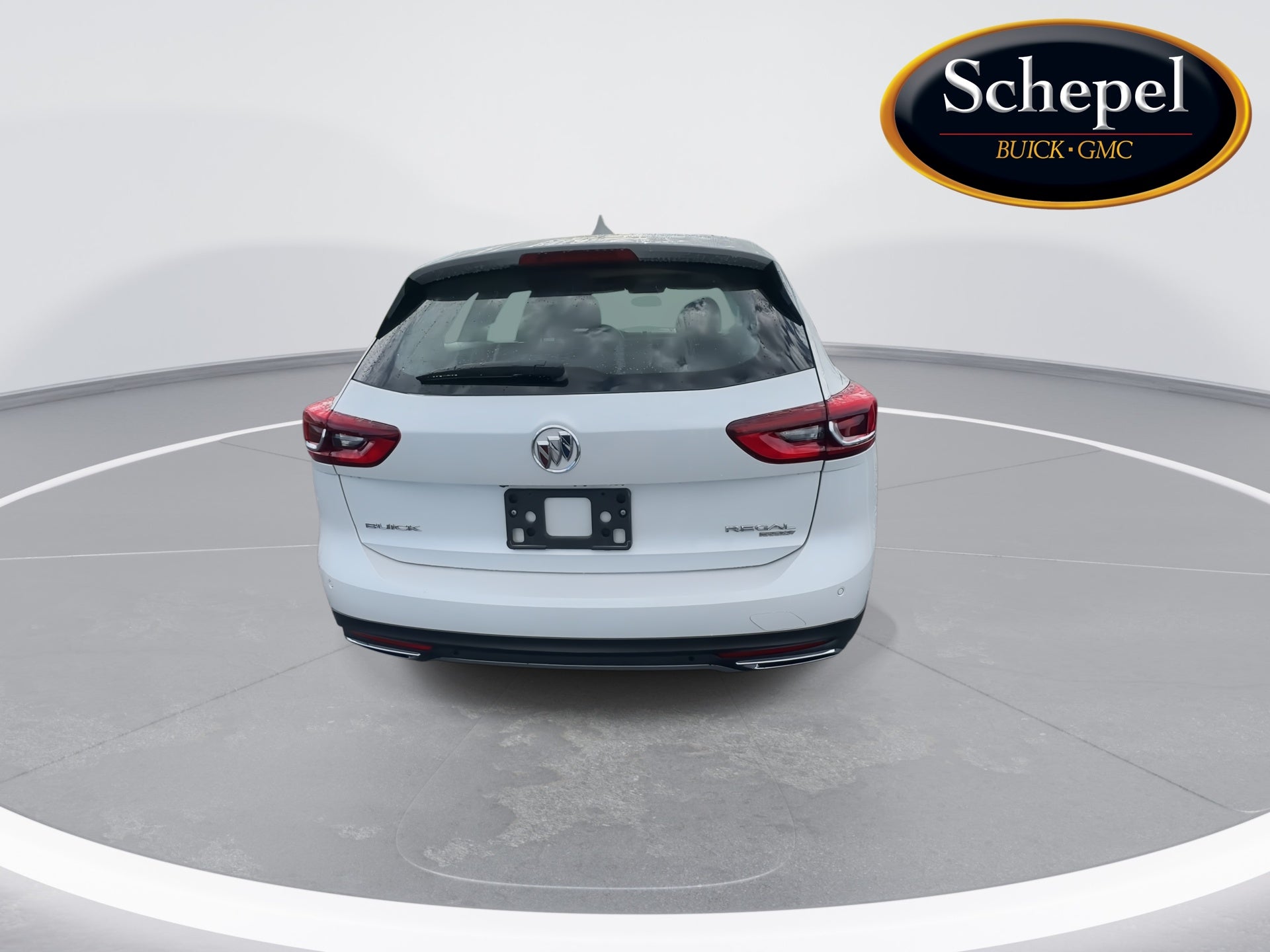 2018 Buick Regal TourX Essence